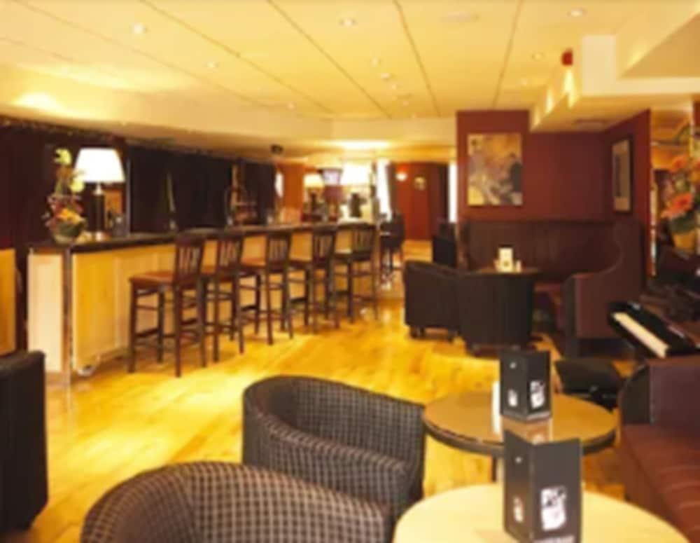 Pery'S Hotel Limerick Exterior photo